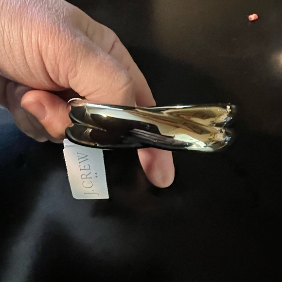 J Crew factory gold tone hinged cuff chunky wave ridge NWT bracelet. - Picture 11 of 11